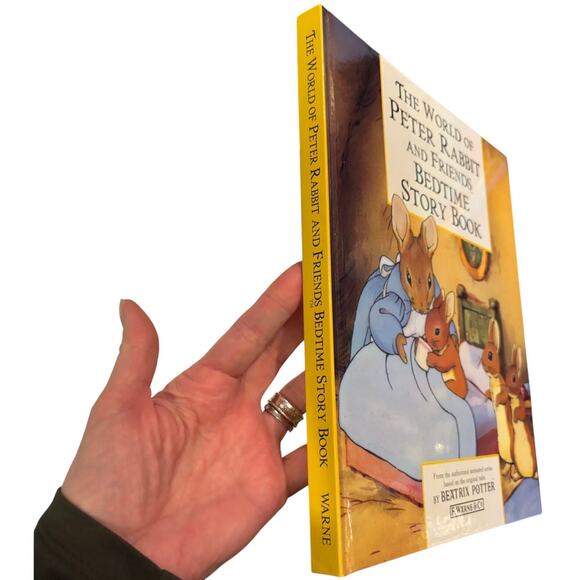 VTG 1994 1st Ed. The World of Peter Rabbit & Friends Bedtime Story Book, EUC - Picture 5 of 6